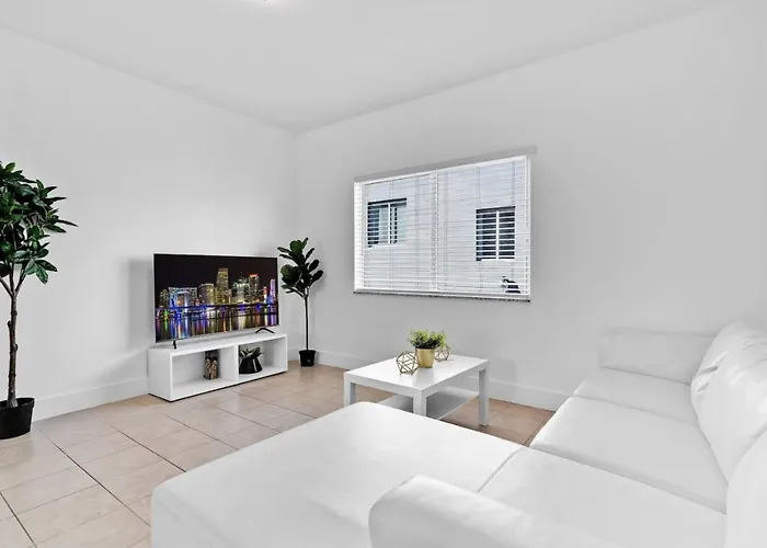Charming 3Br 2Bth Apt Enjoy The 8Th Street